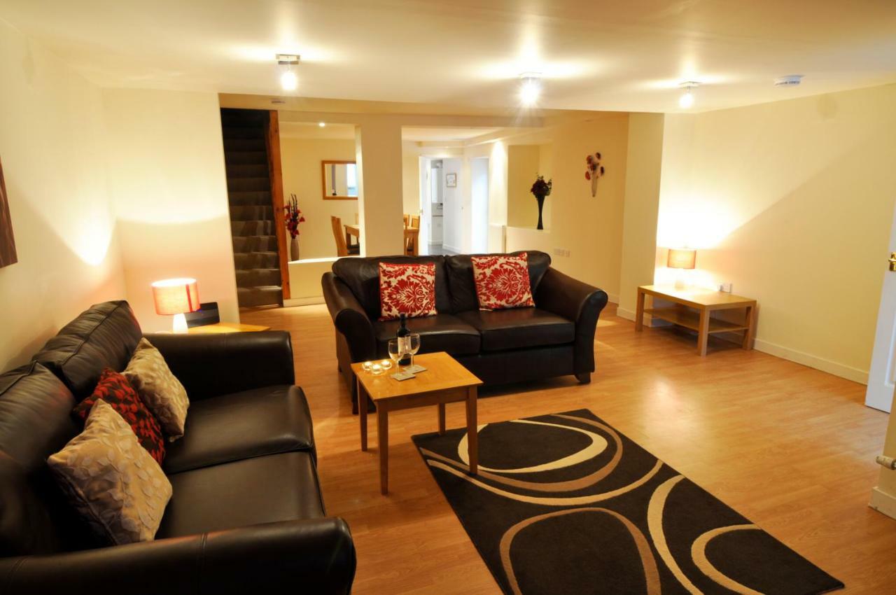 Dufftown Square Apartment Exterior photo